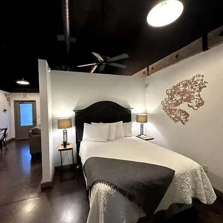 Haven At Hazel ~ Downtown Studio Demorest Extérieur photo