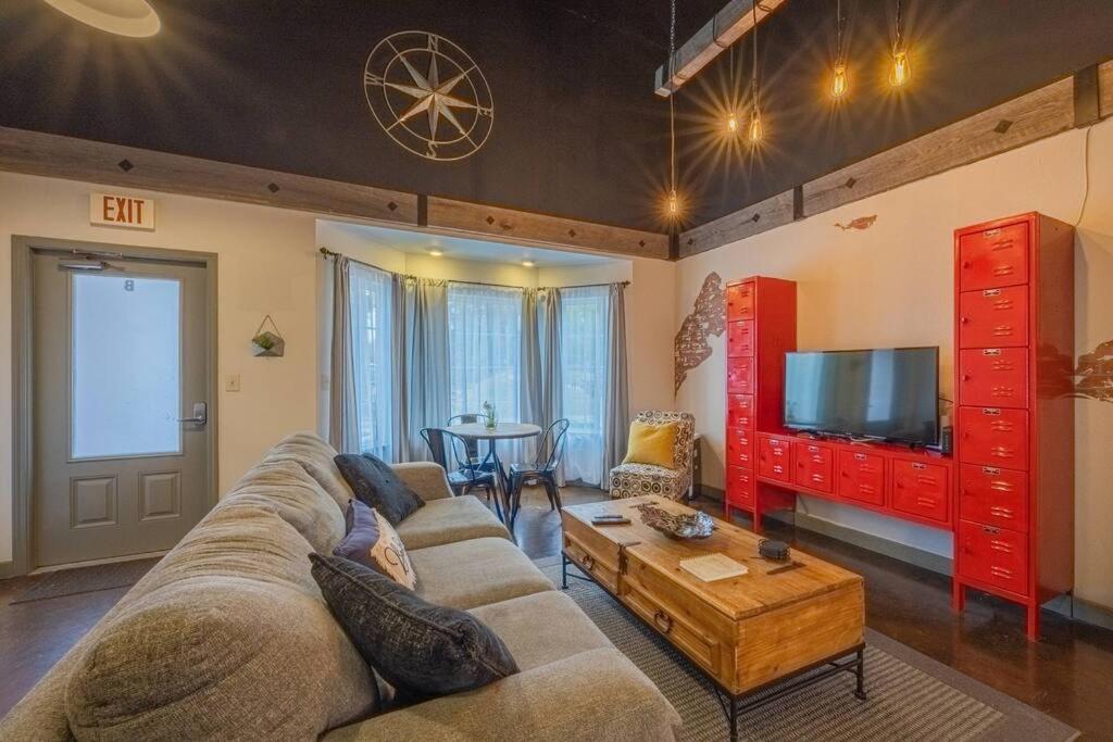Appartement Haven At Hazel ~ Downtown *